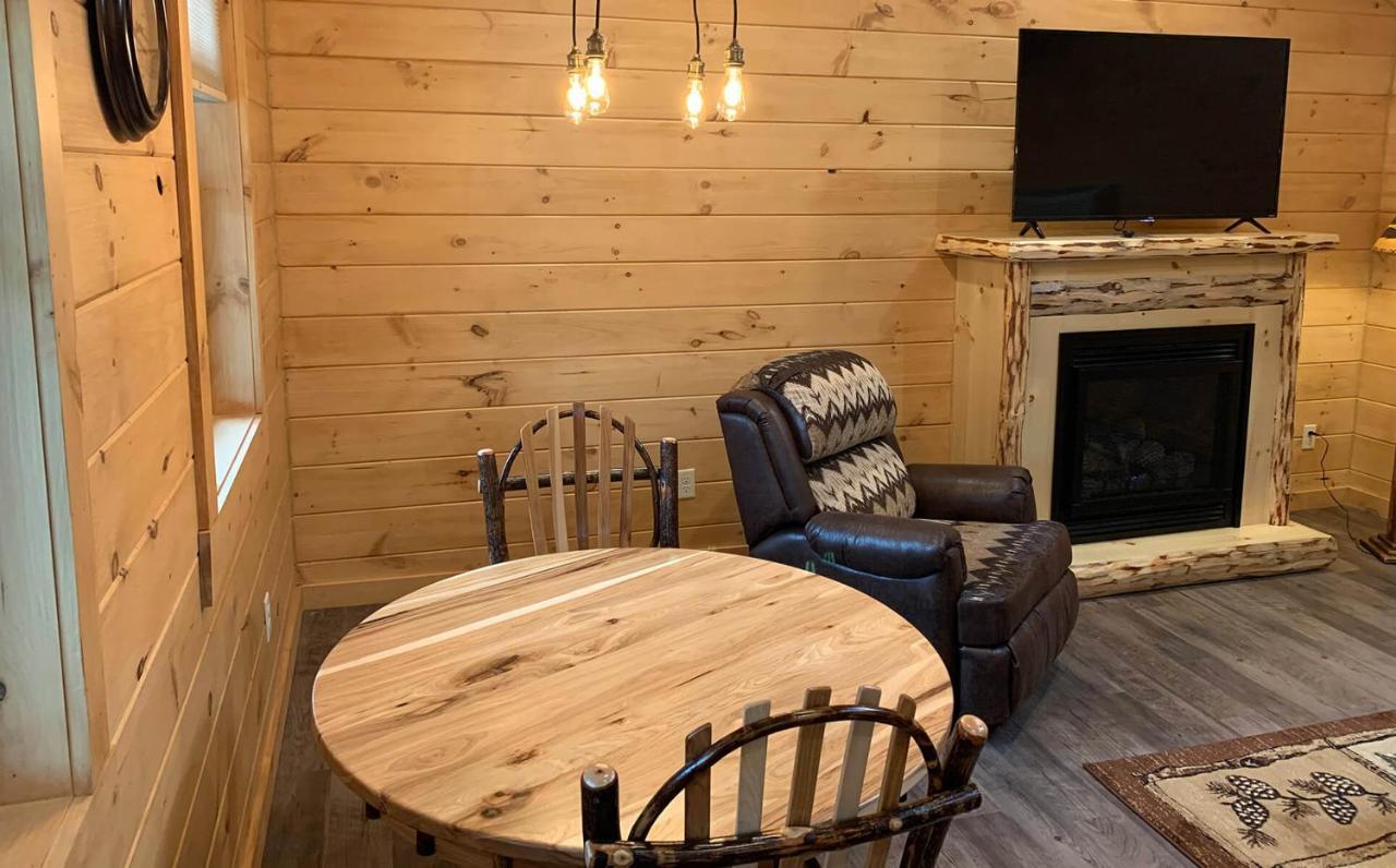 Briarwood Cabin By Amish Country Lodging 베를린 외부 사진
